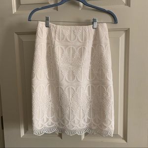 Katherine Kelly White lace pencil skirt